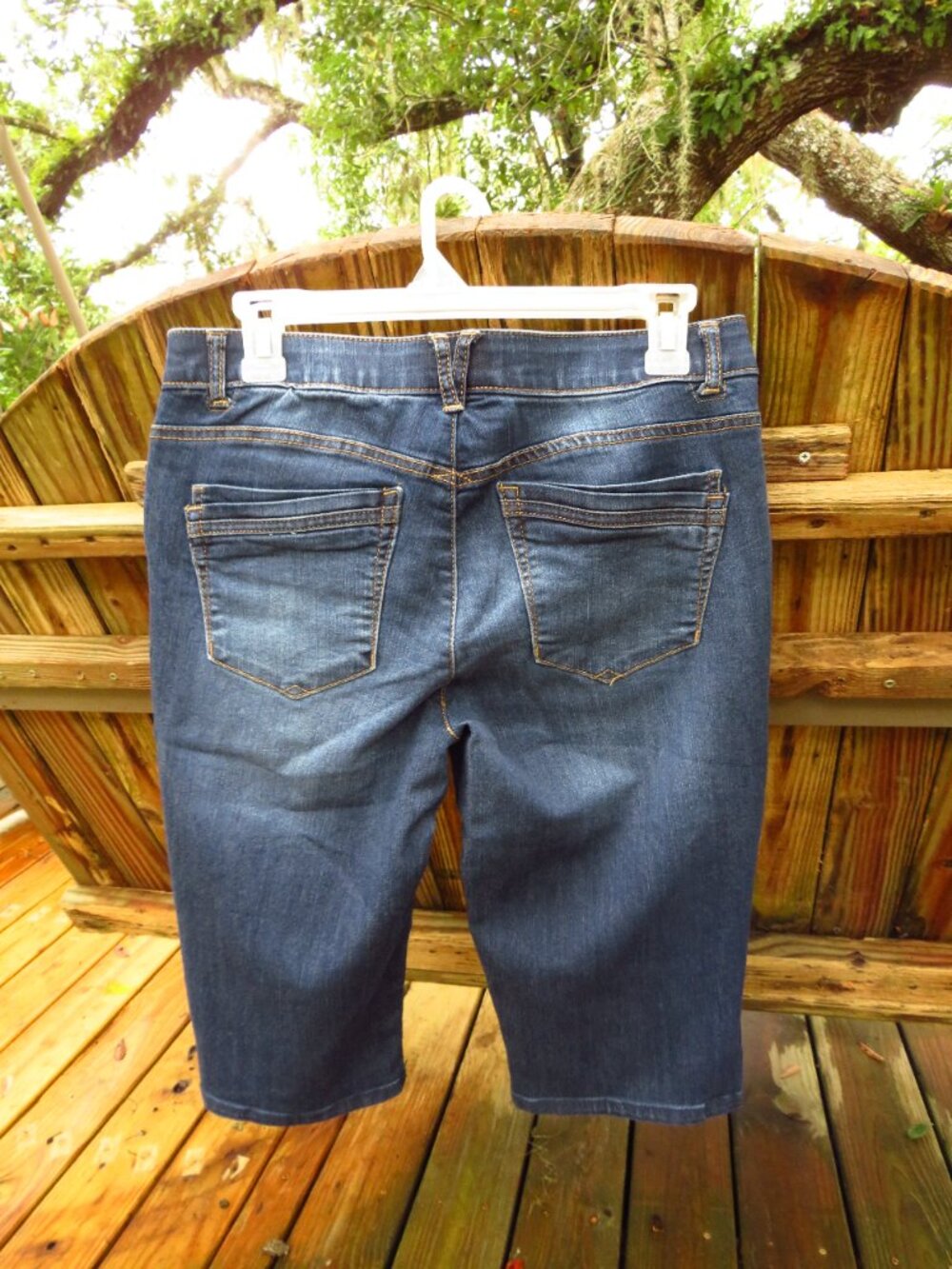 Womens Capris Size 8 Democracy Mid rise - Picture 4 of 11